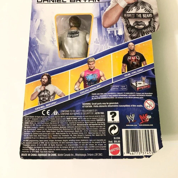 WWE 2014 Daniel Bryan Superstar Mattel Action Figure  Damaged Box - Picture 12 of 16